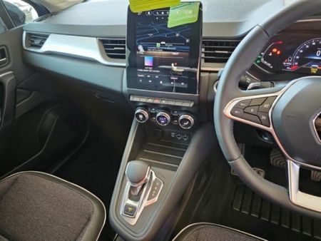 2024-Renault-Captur-13T-EDC_13