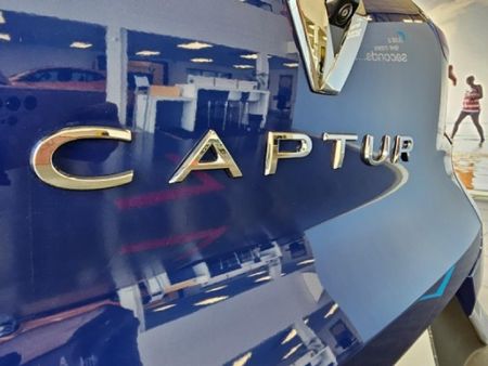 2024-Renault-Captur-13T-EDC_8
