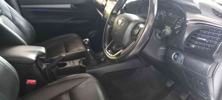 2022-Toyota-Hilux-28-GD-6-Raider-4x4-Double-Cab_19