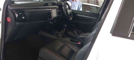 2022-Toyota-Hilux-28-GD-6-Raider-4x4-Double-Cab_2