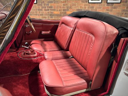 1958-Jaguar-XK150-Roadster_11
