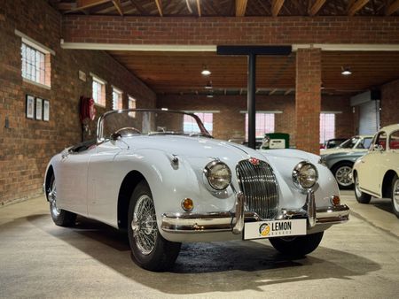 1958-Jaguar-XK150-Roadster_4
