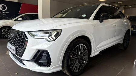 2026-Audi-Q3-Sportback-Black-Edition-35-TFSI_0