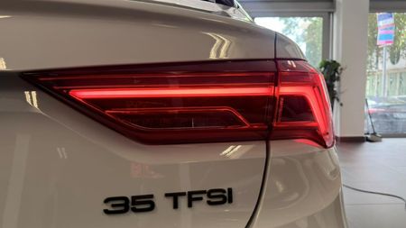 2026-Audi-Q3-Sportback-Black-Edition-35-TFSI_10