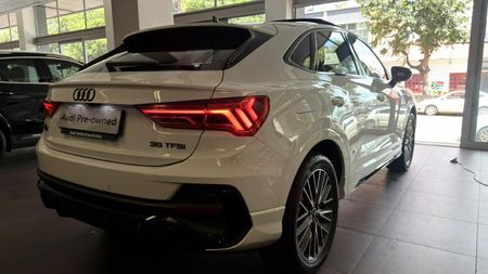 2026-Audi-Q3-Sportback-Black-Edition-35-TFSI_11
