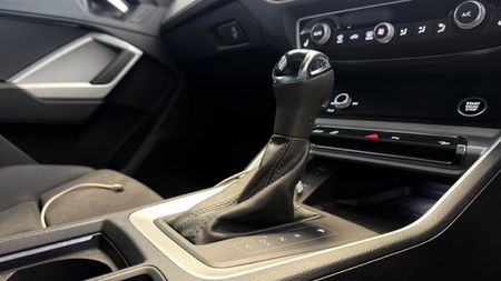 2026-Audi-Q3-Sportback-Black-Edition-35-TFSI_14