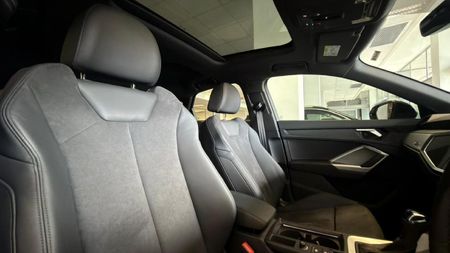 2026-Audi-Q3-Sportback-Black-Edition-35-TFSI_19