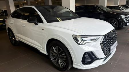 2026-Audi-Q3-Sportback-Black-Edition-35-TFSI_2