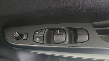 2026-Nissan-Navara-25-DDTi-PRO-2X-Auto-Double-Cab_13