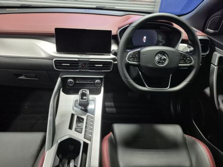 2026-Proton-X50-15T-Premium_7