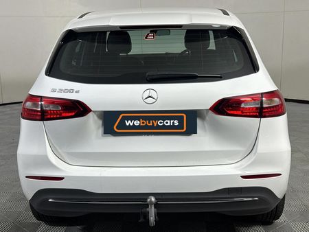 2019-Mercedes-Benz-B-Class-B-200d-Auto_17
