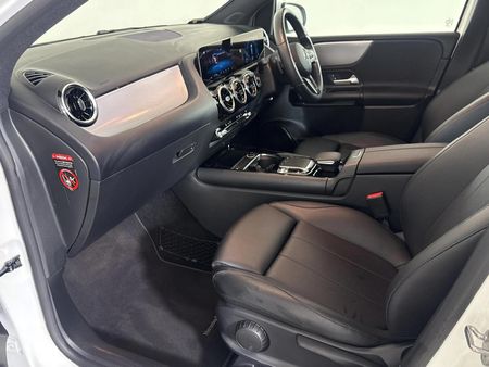 2019-Mercedes-Benz-B-Class-B-200d-Auto_8