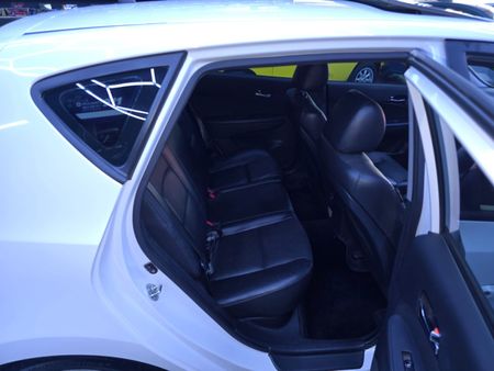 2012-Hyundai-i30-Hyundai-i30-20-GLS_18