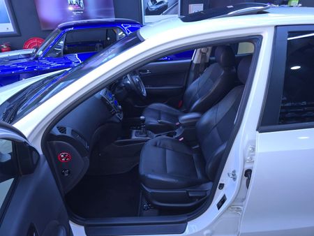 2012-Hyundai-i30-Hyundai-i30-20-GLS_22