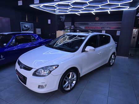 2012-Hyundai-i30-Hyundai-i30-20-GLS_5