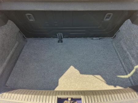 2025-Volkswagen-Polo-Vivo-14-Life_14