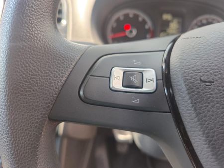 2025-Volkswagen-Polo-Vivo-14-Life_8