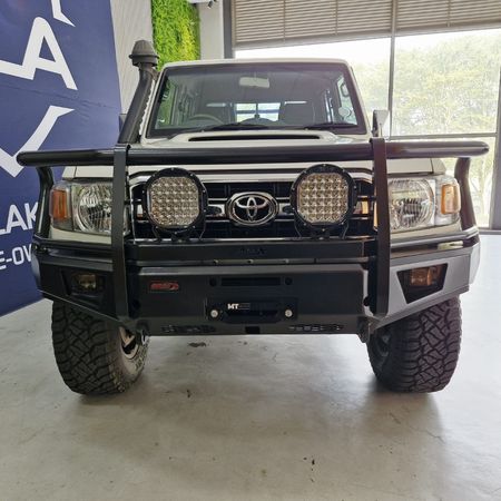 2019-Toyota-Land-Cruiser-79-45-D-4D-LX-V8-Double-Cab_1