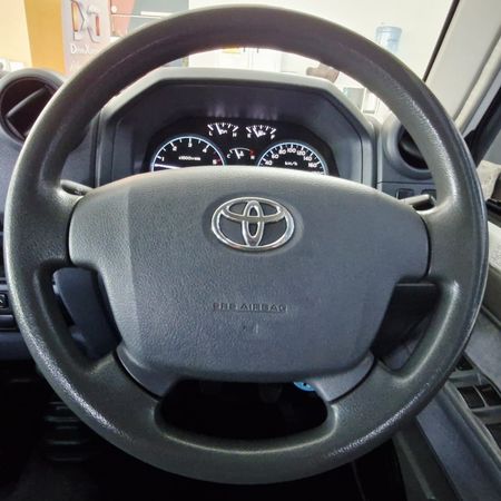 2019-Toyota-Land-Cruiser-79-45-D-4D-LX-V8-Double-Cab_21