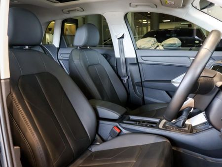 2025-Audi-Q3-35TFSI-Urban-Edition_9