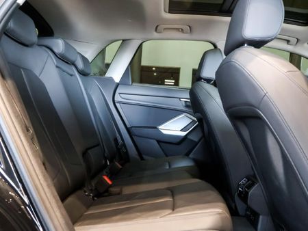 2025-Audi-Q3-35TFSI-Urban-Edition_18