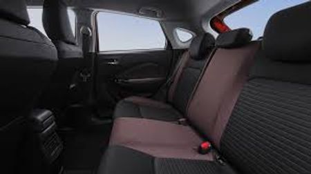 2026-Toyota-Starlet-Cross-15-XR-Manual_3