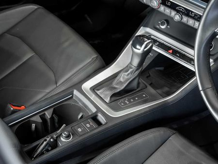 2025-Audi-Q3-35TDI-Urban-Edition_11