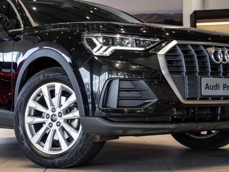 2025-Audi-Q3-35TDI-Urban-Edition_2