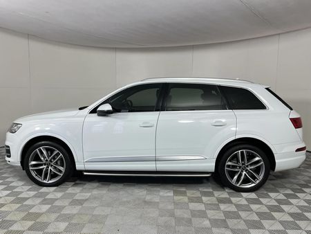 2020-Audi-Q7-30-TDI-quattro-Auto-45-TDI_21