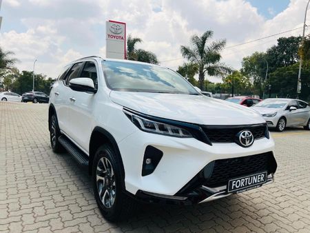 2026-Toyota-Fortuner-28-GD-6-4x4-Auto_13
