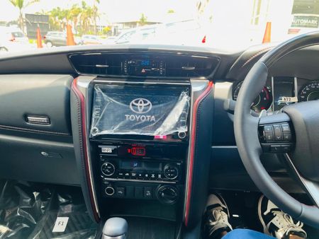 2026-Toyota-Fortuner-28-GD-6-4x4-Auto_5