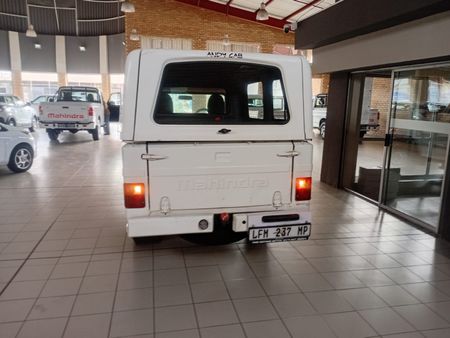 2015-Mahindra-Bolero-NEF-Single-Cab_3