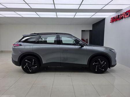 2025-BAIC-X55-15T-Premium-Auto_4