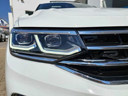 2026-Volkswagen-Tiguan-Allspace-14-TSI-R-Line-DSG-Auto_10