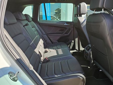 2026-Volkswagen-Tiguan-Allspace-14-TSI-R-Line-DSG-Auto_13