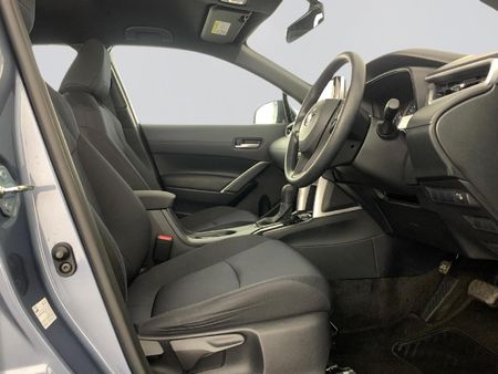 2022-Toyota-Corolla-Cross-18-XI_13