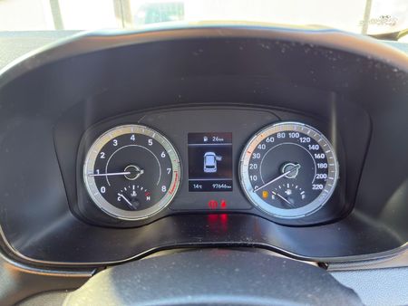 2022-Hyundai-Venue-10-TGDI-Motion_15