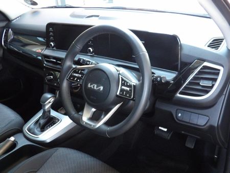 2024-Kia-Seltos-15-CRDi-LX_12
