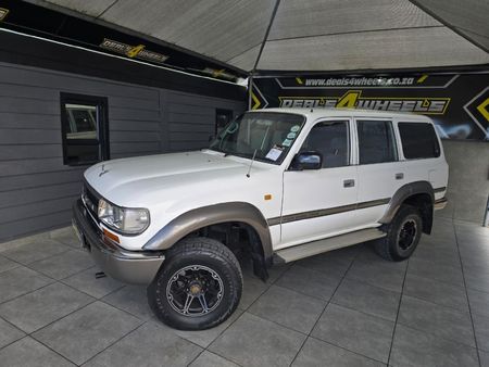 1993-Toyota-Land-Cruiser-80-45-GX-Station-Wagon_3