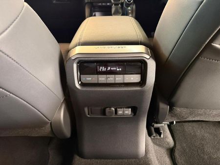 2026-Toyota-Land-Cruiser-Prado-TX-28GD-Auto_14
