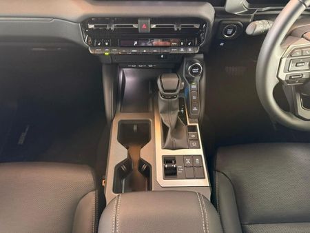 2026-Toyota-Land-Cruiser-Prado-TX-28GD-Auto_15