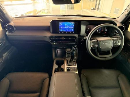 2026-Toyota-Land-Cruiser-Prado-TX-28GD-Auto_18