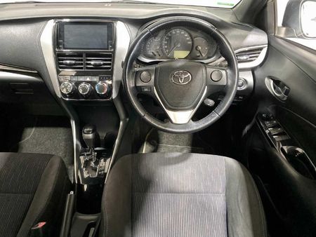 2018-Toyota-Yaris-15-XS-Auto-5-dr_16