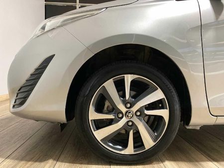 2018-Toyota-Yaris-15-XS-Auto-5-dr_5