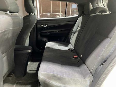 2018-Toyota-Yaris-15-XS-Auto-5-dr_8
