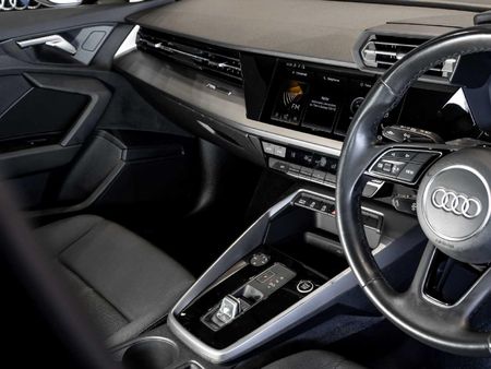 2025-Audi-A3-14-TFSI-Auto-35-TFSI_10