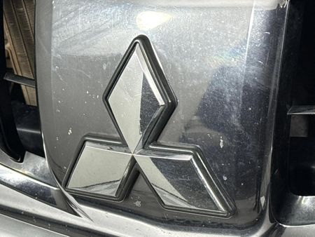 2018-Mitsubishi-Triton-24-Di-Dc-Auto-Double-Cab_11