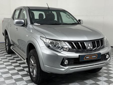 2018-Mitsubishi-Triton-24-Di-Dc-Auto-Double-Cab_16