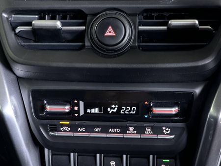 2026-Toyota-Urban-Cruiser-15-XR-Auto_11