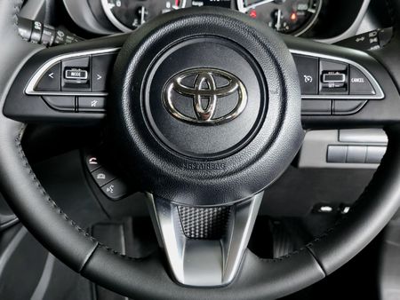 2026-Toyota-Urban-Cruiser-15-XR-Auto_7